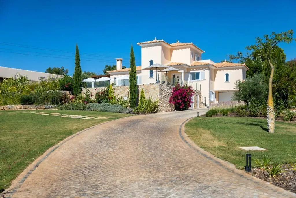 Stunning Villa, Heated Pool, Pool Bar, Sea Views Loule Portugal