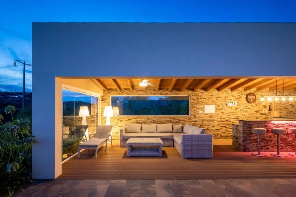 Villa Stunning Villa, Heated Pool, Pool Bar, Sea Views Loule